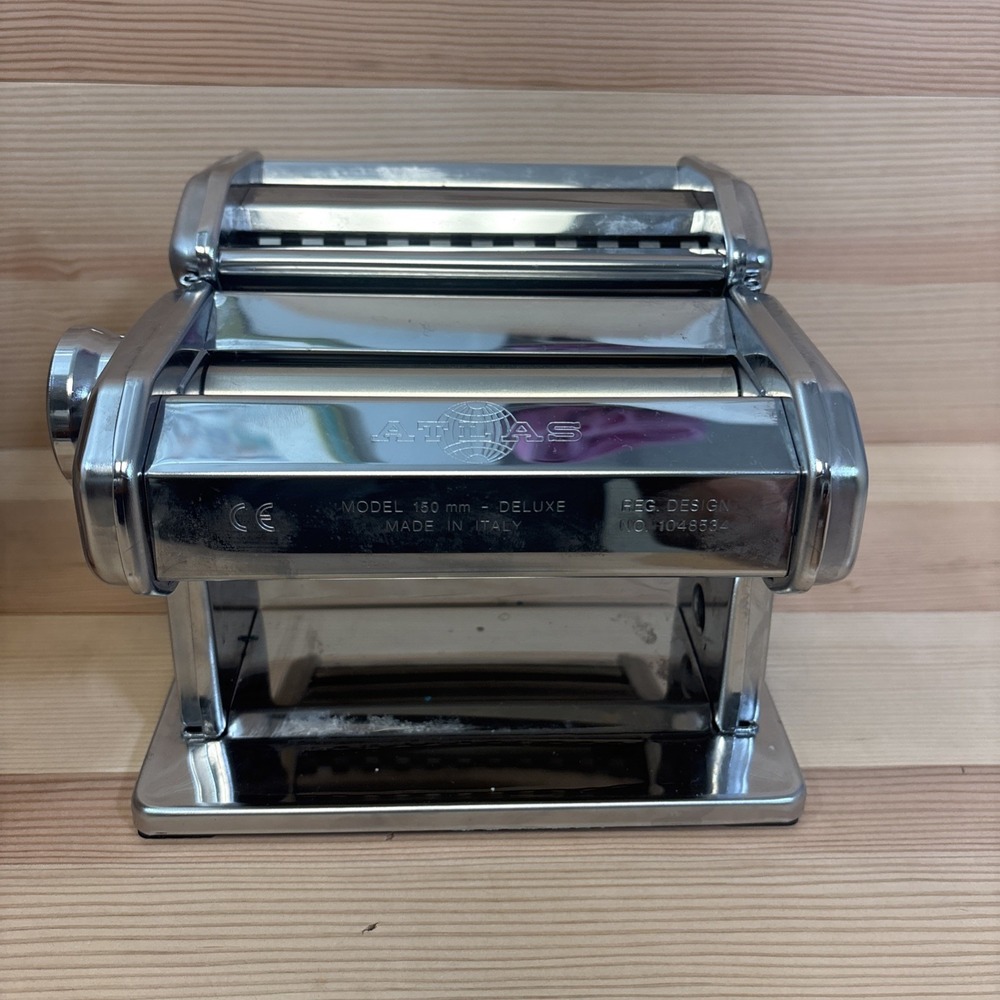 Marcato Atlas 150 Manual Pasta Maker w/ Clamp, Crank & Lasagne/Fettuccine - Picture 7 of 16